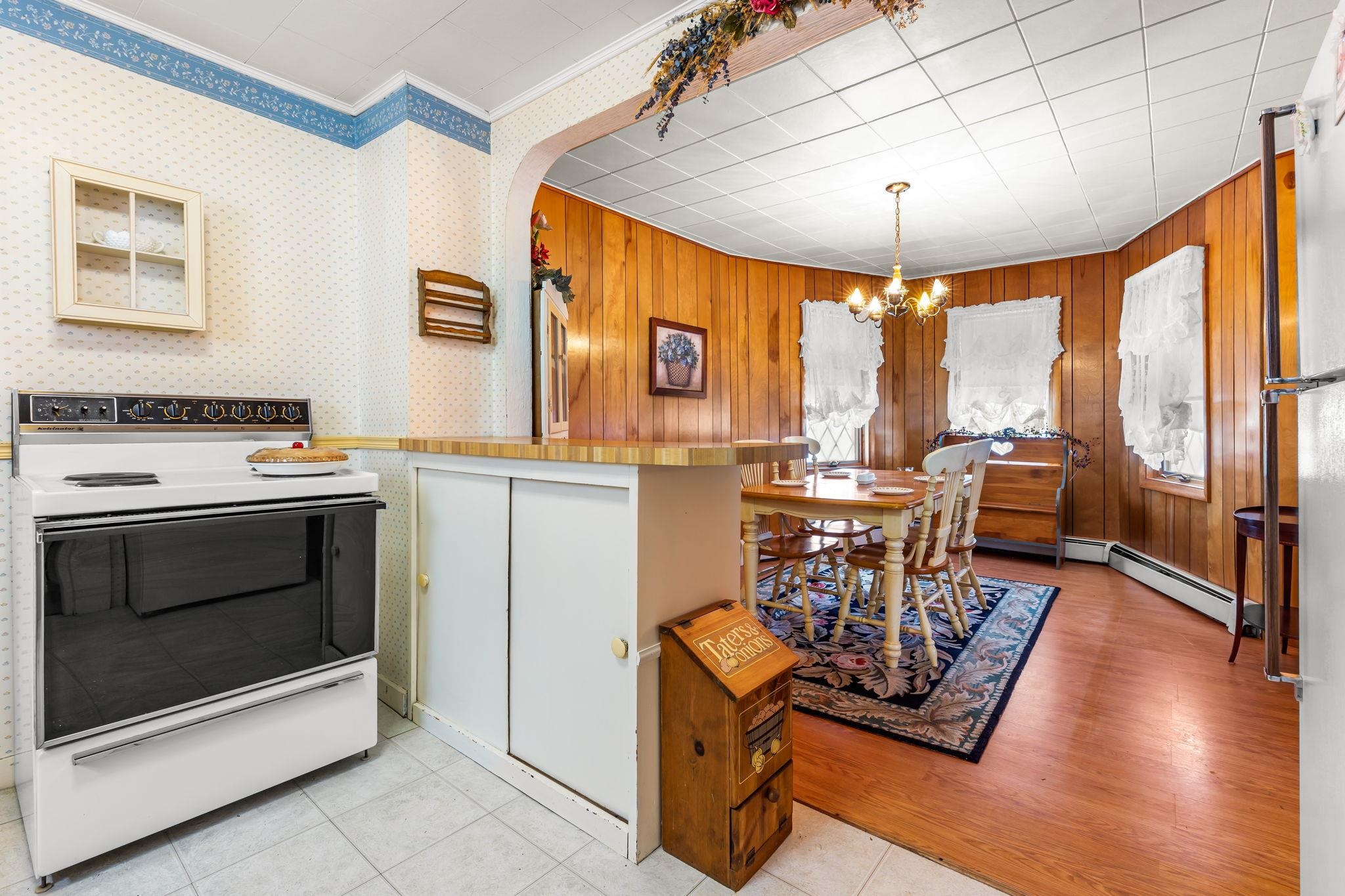 13 2nd Street Gorham, NH 03581 - Photo 4 of 47