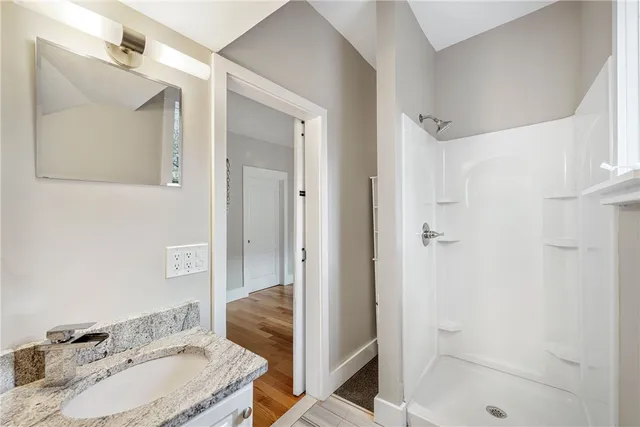 $3,500 | 427 Spring Street, Unit 1, Newport, RI 02840