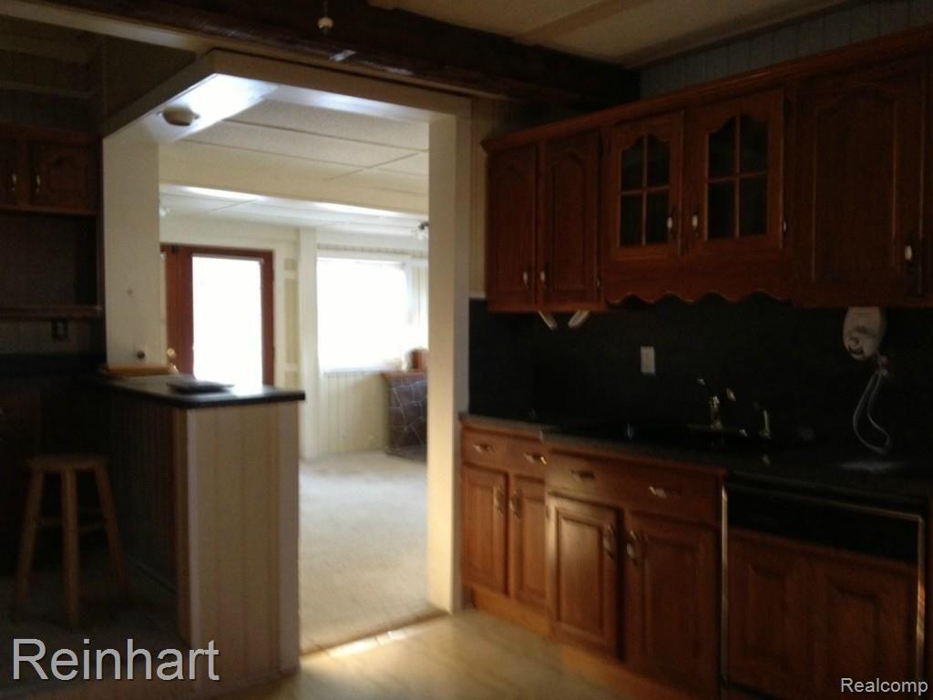 14620 Hoeft Road Belleville, MI 48111 - Photo 4 of 16 Kitchen 2.jpg