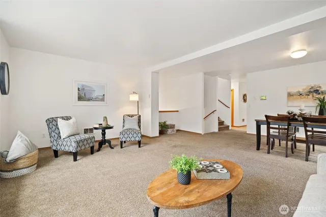 $525,000 | 514 Southwest Hipkins Court, Port Orchard, WA 98367