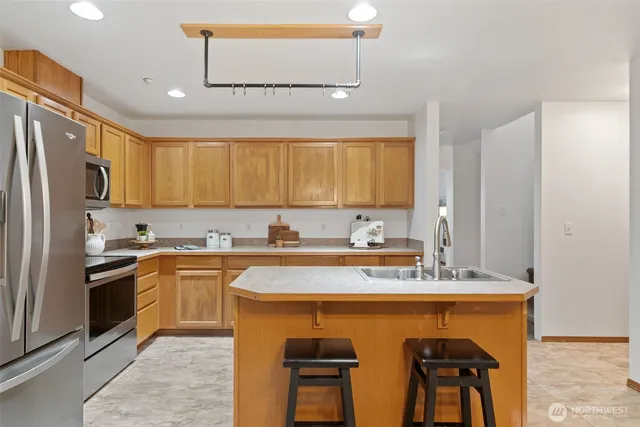 $525,000 | 514 Southwest Hipkins Court, Port Orchard, WA 98367