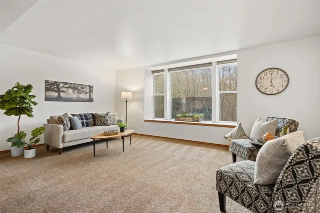 $525,000 | 514 Southwest Hipkins Court, Port Orchard, WA 98367