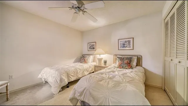 $325,000 | 5655 Sheffield Greene Circle, Unit 61, Sarasota, FL 34235