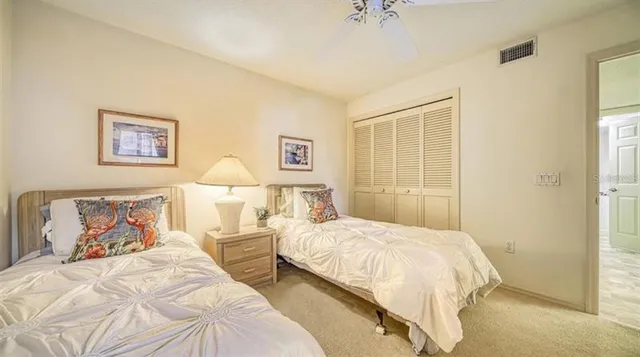 $325,000 | 5655 Sheffield Greene Circle, Unit 61, Sarasota, FL 34235