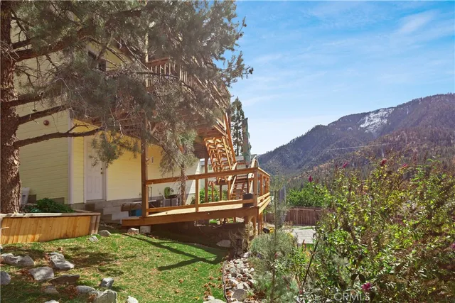 $779,000 | 6284 Apple Vista Drive, Wrightwood, CA 92397