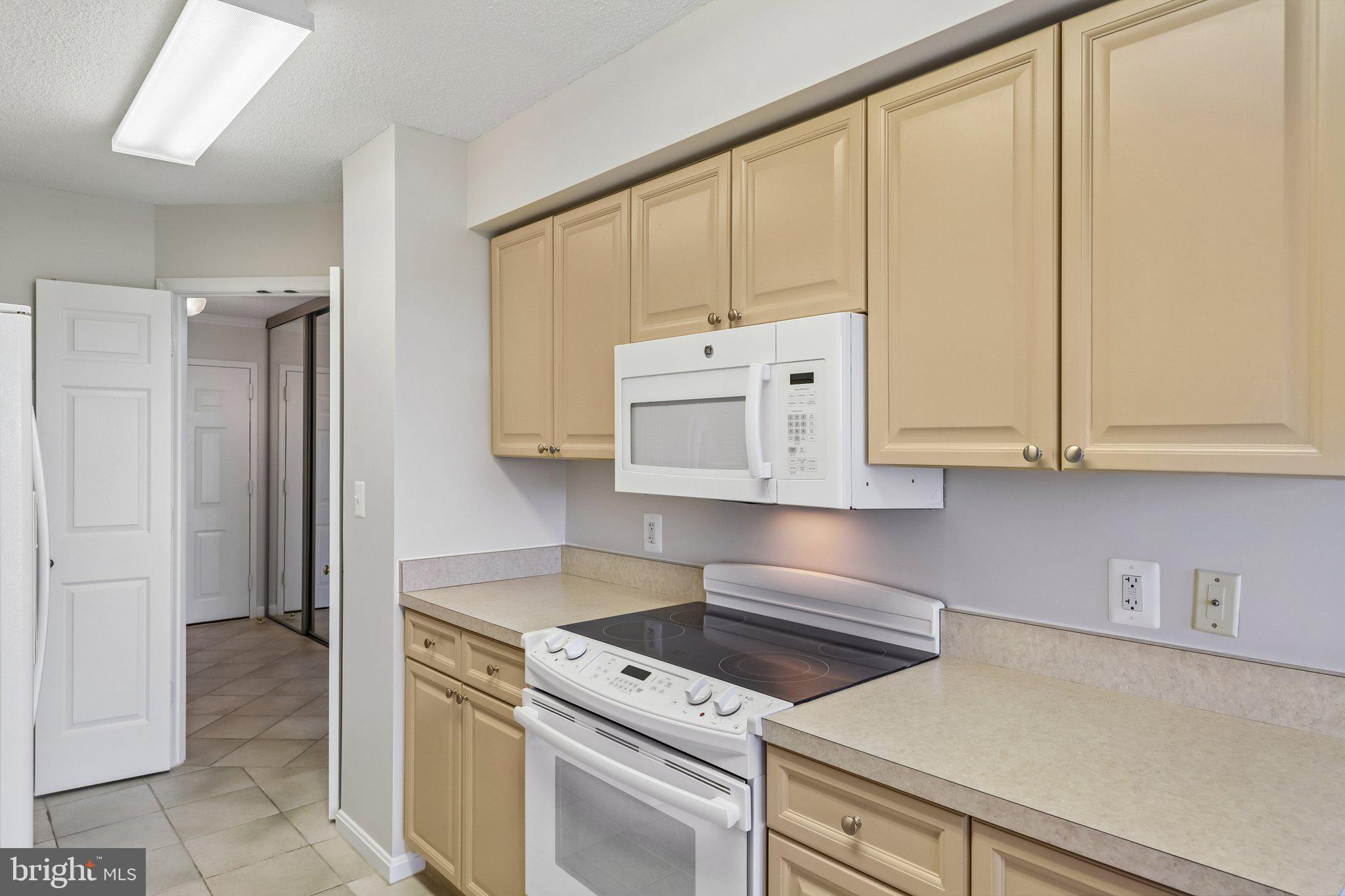 19385 Cypress Ridge Terrace, Unit 515 Leesburg, VA 20176 - Photo 25 of 58