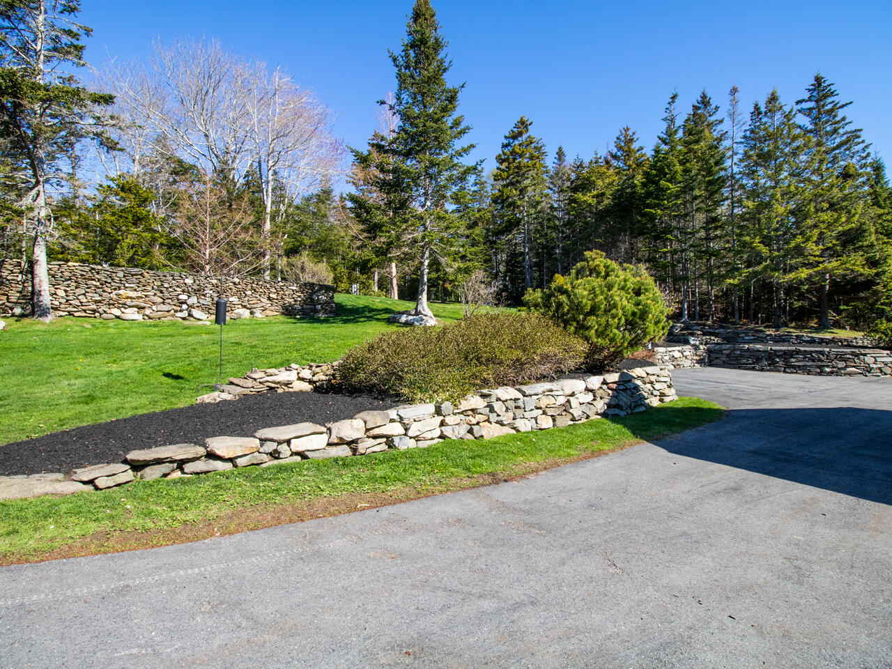 28 Yellow Head Road Bristol, ME 04554 - Photo 17 of 113