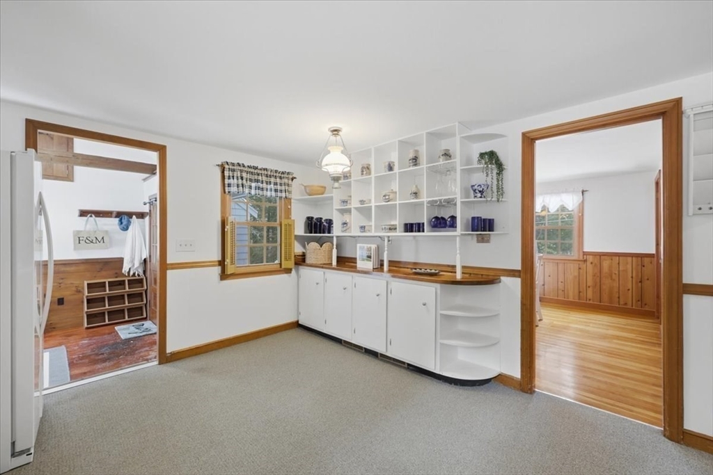 7 Spring Street Pembroke, MA 02359 - Photo 13 of 42