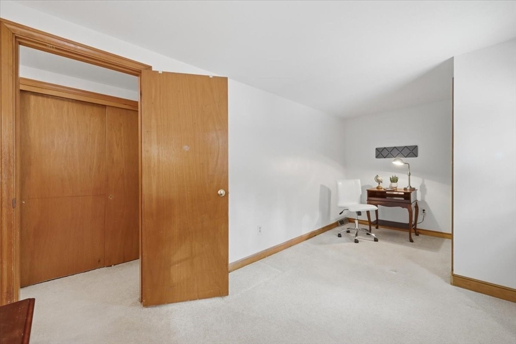 7 Spring Street Pembroke, MA 02359 - Photo 24 of 42