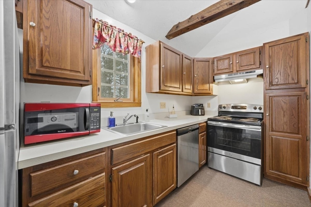 7 Spring Street Pembroke, MA 02359 - Photo 32 of 42