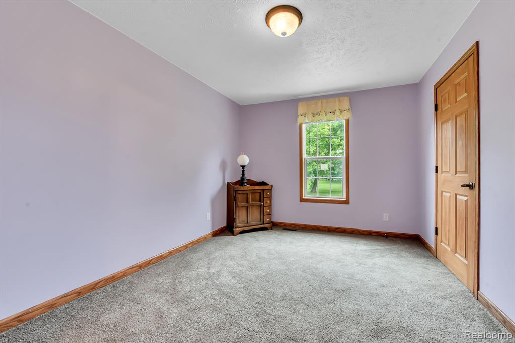 6153 Booth Road North Branch, MI 48461 - Photo 15 of 32 Gallery Image 15