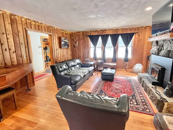 $540,000 | 1858 King Hill Road, Readsboro, VT 05350