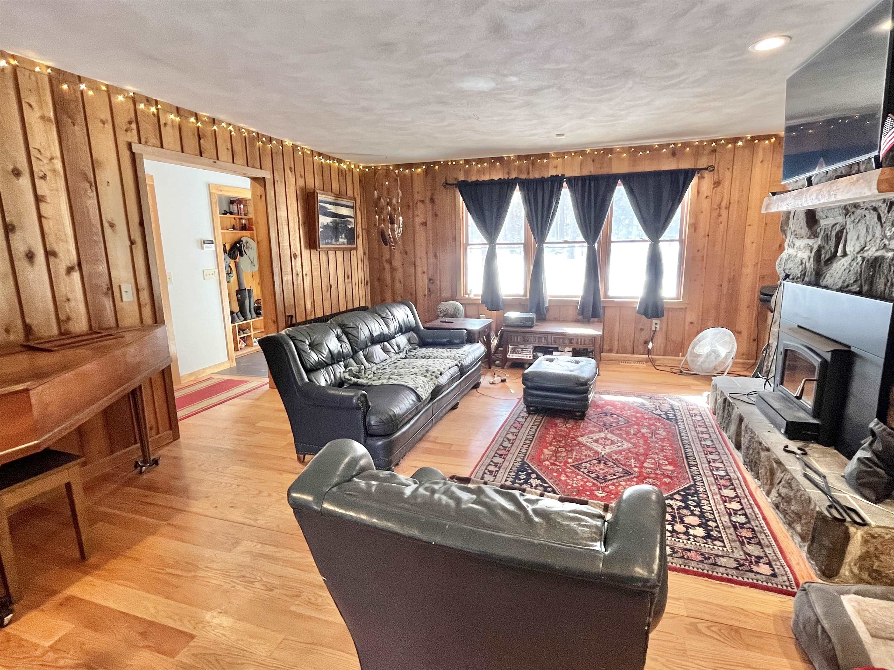 1858 King Hill Road Readsboro, VT 05350 - Photo 7 of 42