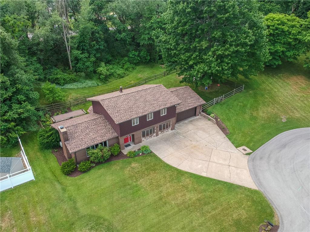 106 Colonial Way Aliquippa, PA 15001 - Photo 3 of 50