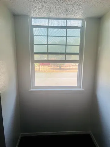 $1,300 | 6320 Midway Road, Unit B, Springtown, TX 76082