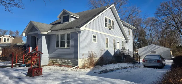 $350,000 | 27 North Adams Street, Westmont, IL 60559