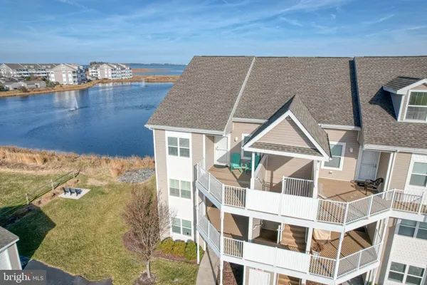 $549,900 | 37400 Pettinaro Drive, Unit 2105, Ocean View, DE 19970
