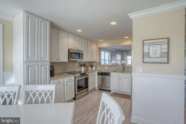 $549,900 | 37400 Pettinaro Drive, Unit 2105, Ocean View, DE 19970