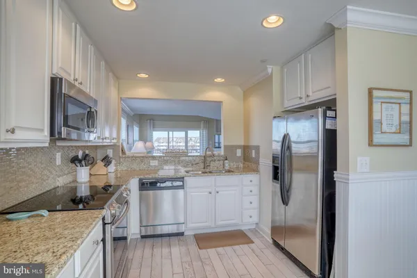 $549,900 | 37400 Pettinaro Drive, Unit 2105, Ocean View, DE 19970