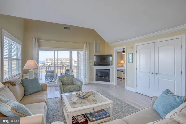 $549,900 | 37400 Pettinaro Drive, Unit 2105, Ocean View, DE 19970