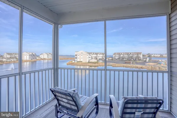 $549,900 | 37400 Pettinaro Drive, Unit 2105, Ocean View, DE 19970