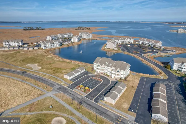 $549,900 | 37400 Pettinaro Drive, Unit 2105, Ocean View, DE 19970