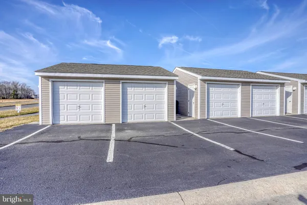 $549,900 | 37400 Pettinaro Drive, Unit 2105, Ocean View, DE 19970