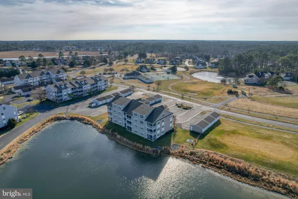 $549,900 | 37400 Pettinaro Drive, Unit 2105, Ocean View, DE 19970