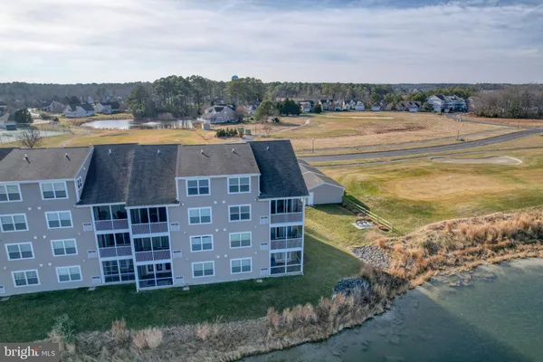 $549,900 | 37400 Pettinaro Drive, Unit 2105, Ocean View, DE 19970