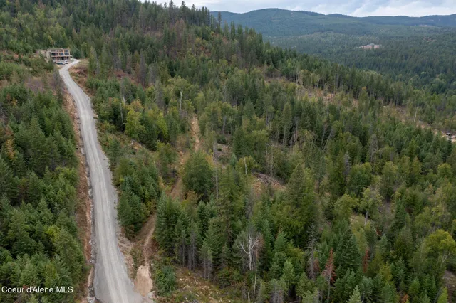 $315,000 | 220 Hawkwind Trail, Cocolalla, ID 83813