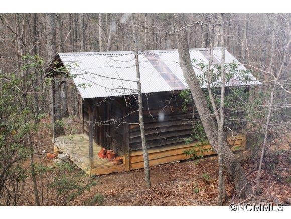 508 Hanging Rock Road Saluda, NC 28773 - Photo 17 of 22 Gallery Image 17