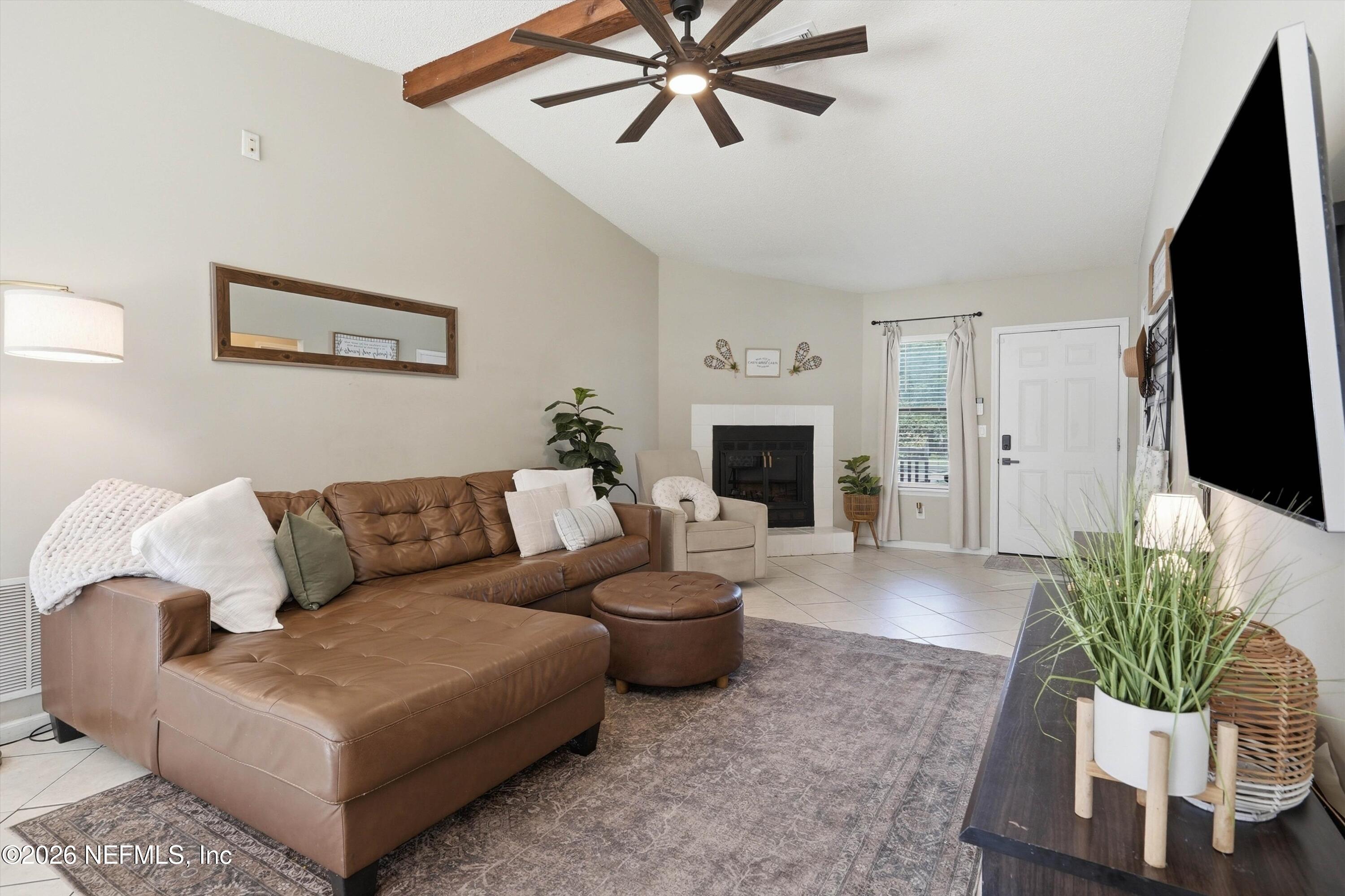 12768 Attrill Road Jacksonville, FL 32258 - Photo 9 of 32 09-Living Room
