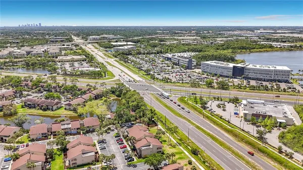 $1,300 | 890 North Village Drive North, Unit 204, St. Petersburg, FL 33716