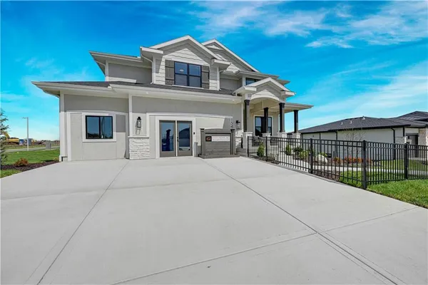 $857,200 | 15412 West 161st Terrace, Olathe, KS 66062