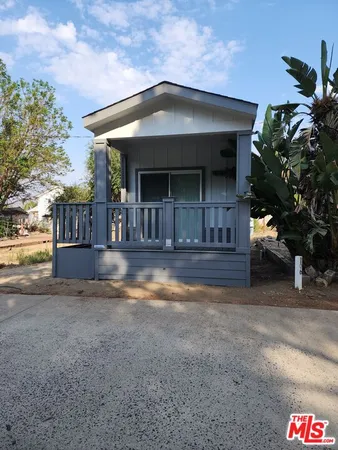 $1,895 | 17650 Grand Avenue, Unit 8, Lake Elsinore, CA 92530