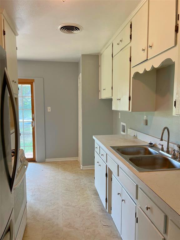 1407 Ruidosa Drive Wichita Falls, TX 76306 - Photo 6 of 13 Gallery Image 6