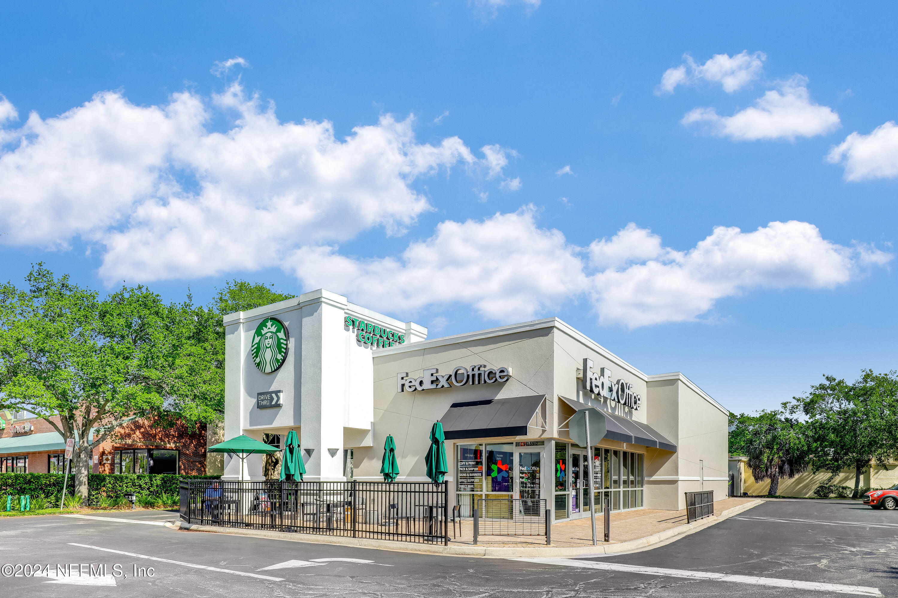 3917 Eunice Road Jacksonville, FL 32250 - Photo 63 of 71 58 Starbucks