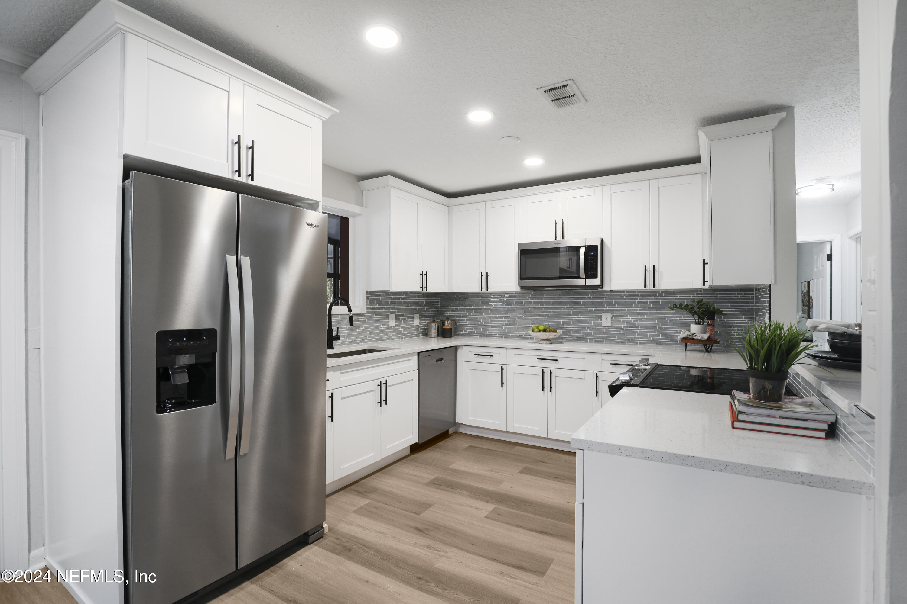3917 Eunice Road Jacksonville, FL 32250 - Photo 7 of 71 03 Kitchen