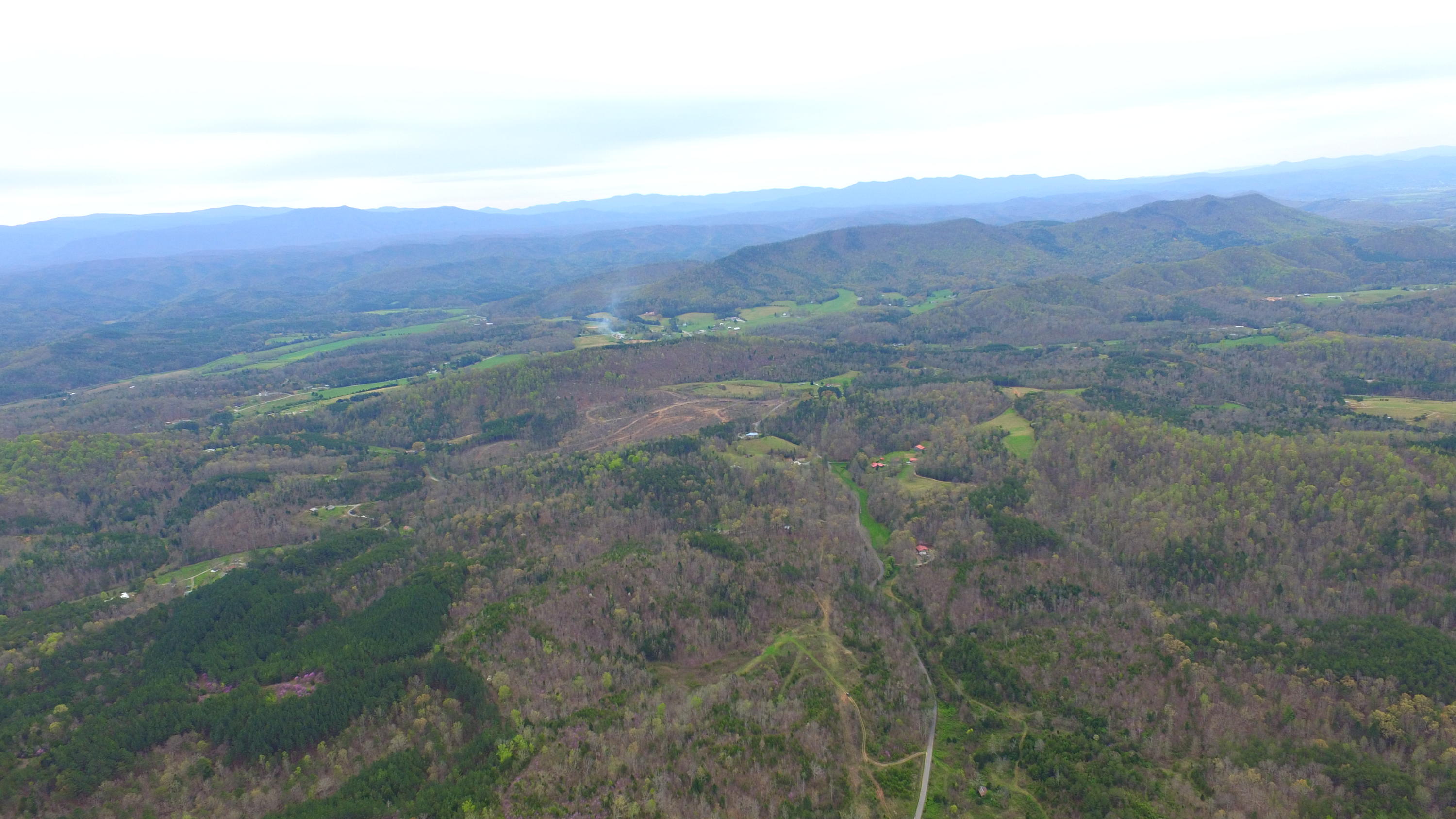 455 Three Point Road Vonore, TN 37885 - Photo 9 of 32 DJI_0049