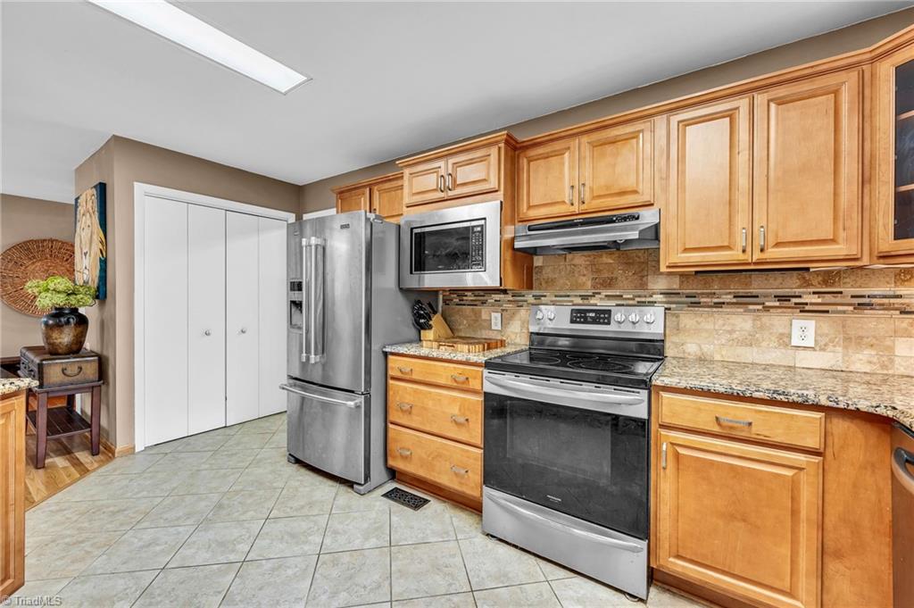 4907 Golden Oaks Drive Oak Ridge, NC 27310 - Photo 16 of 42 Gallery Image 16