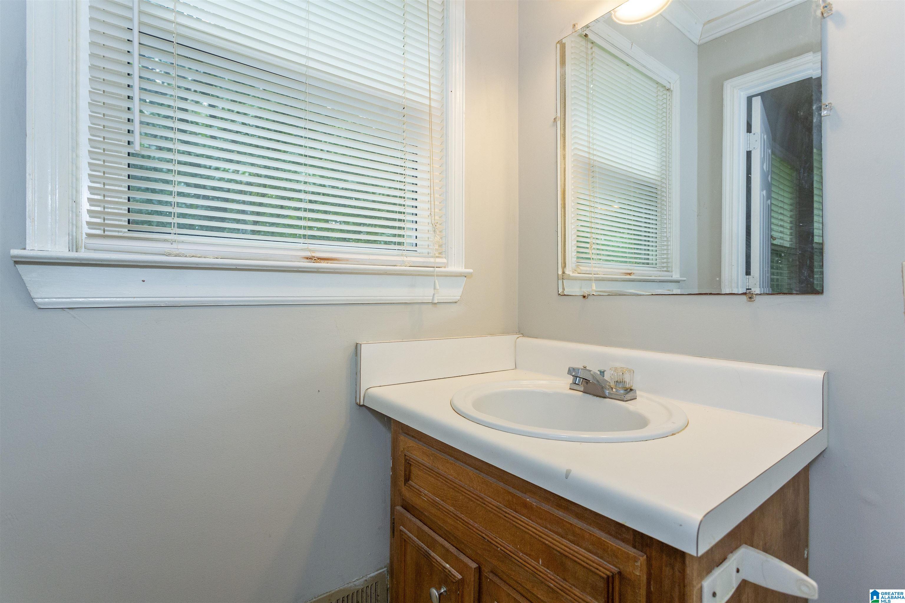 2417 Reed Road Northeast Birmingham, AL 35215 - Photo 21 of 36