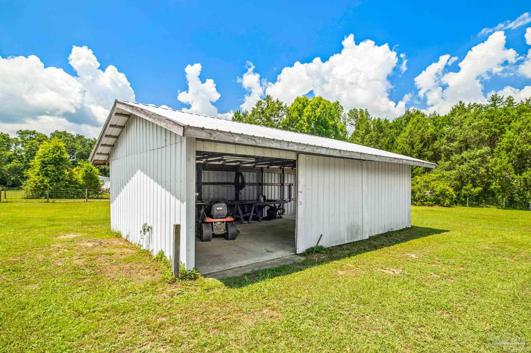 2107 Handy Road Cantonment, FL 32533 - Photo 39 of 49