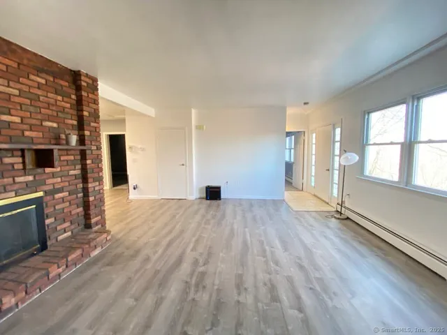 $2,600 | 5 Hillside Drive, Unit A, New Fairfield, CT 06812