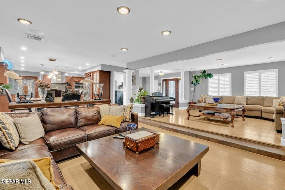 621 Rosinante Road El Paso, TX 79922 - Photo 12 of 64 R12