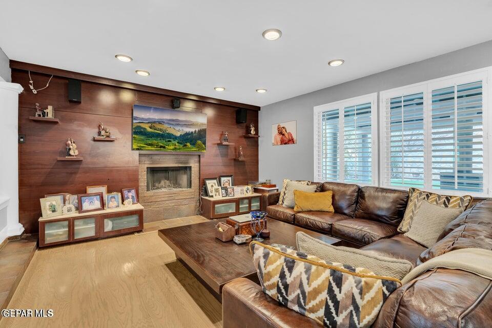 621 Rosinante Road El Paso, TX 79922 - Photo 14 of 64 R14