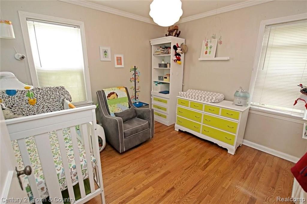2020 Harvard Road Berkley, MI 48072 - Photo 28 of 45
