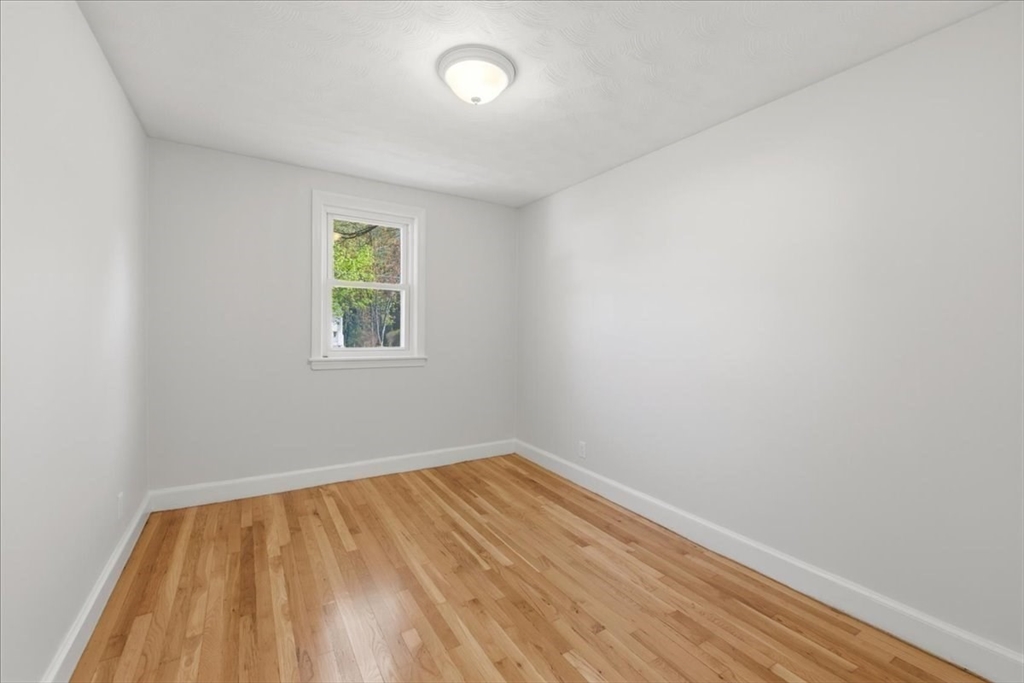 32 Essex Road Sharon, MA 02067 - Photo 20 of 30
