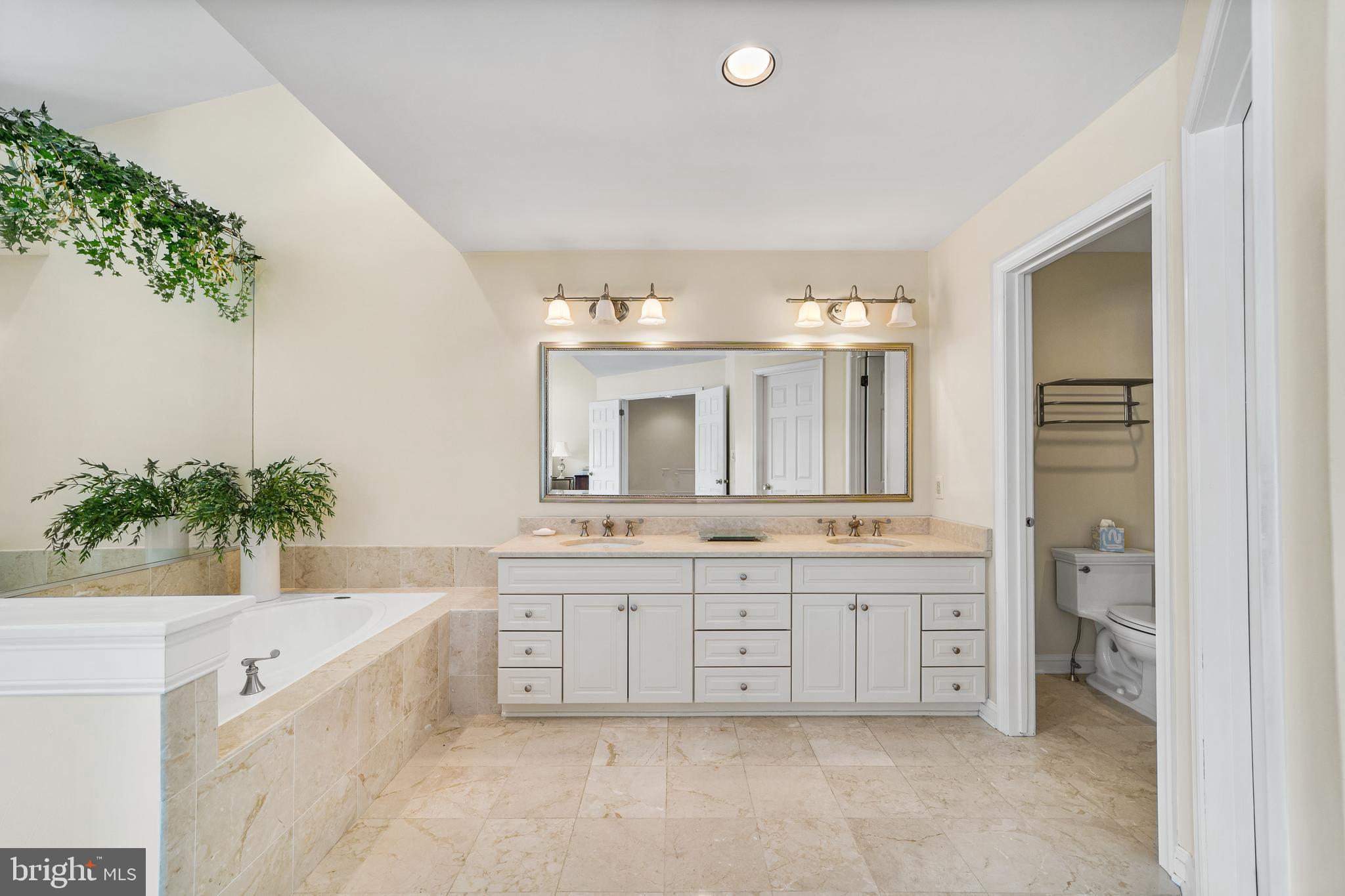 1903 Champlain Drive Voorhees, NJ 08043 - Photo 14 of 23