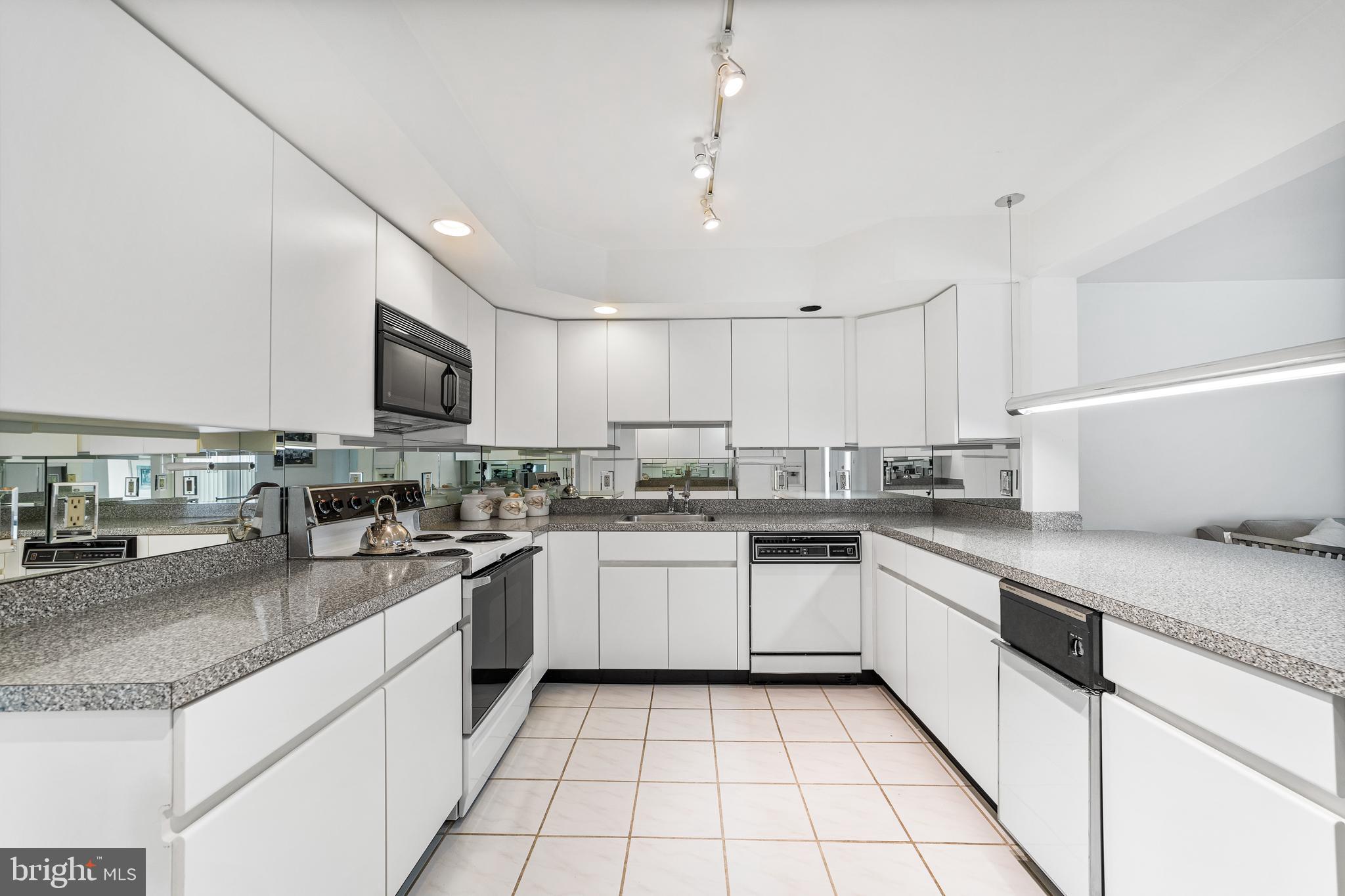 1903 Champlain Drive Voorhees, NJ 08043 - Photo 10 of 23