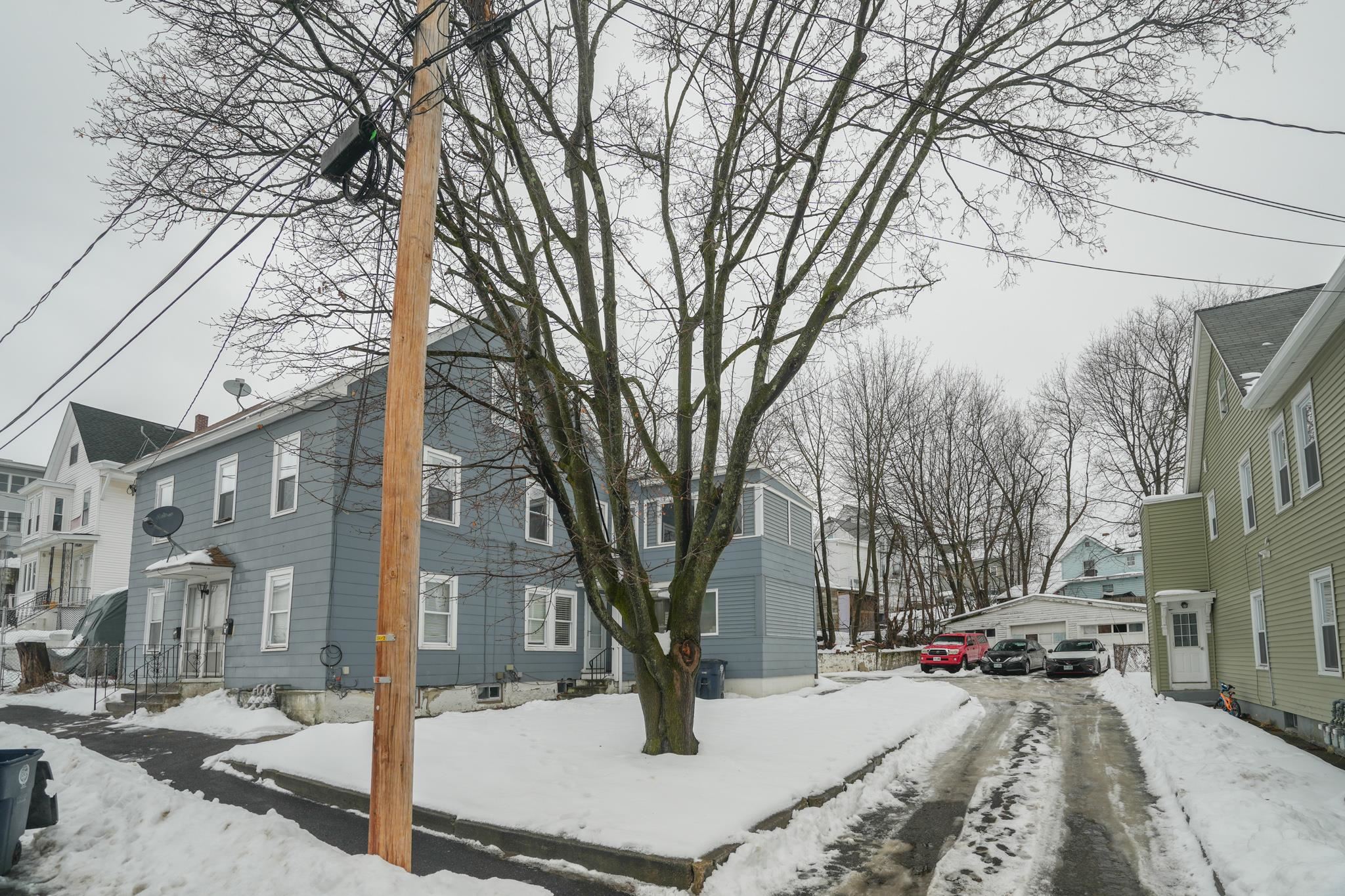 7 Lessard Street Nashua, NH 03064 - Photo 2 of 27